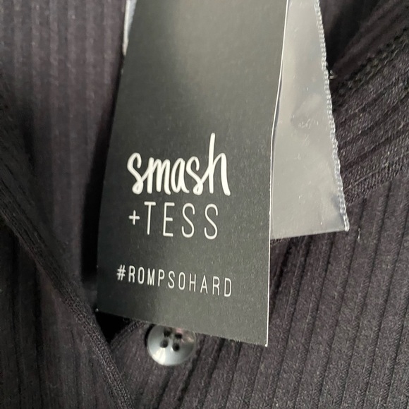 New smash & Tess romper - Picture 3 of 4